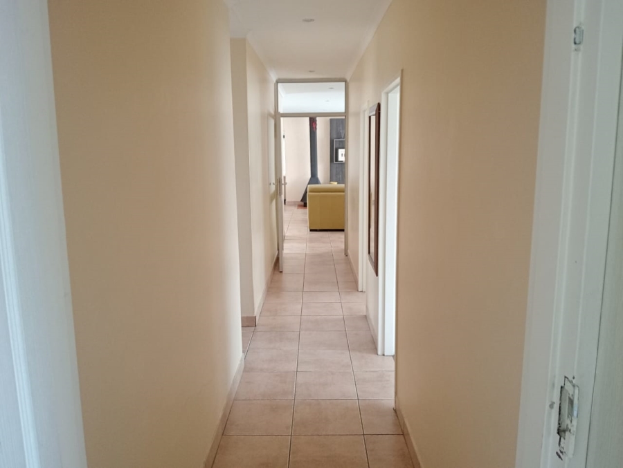 3 Bedroom Property for Sale in Beacon Bay North Eastern Cape